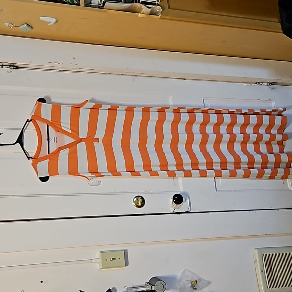St. John's Bay size L maxi dress horizontal stripes in white and orange with a v